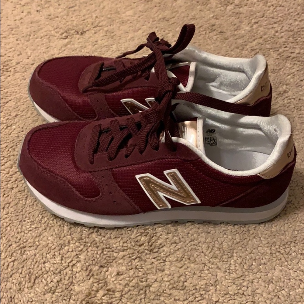 New balance shoes